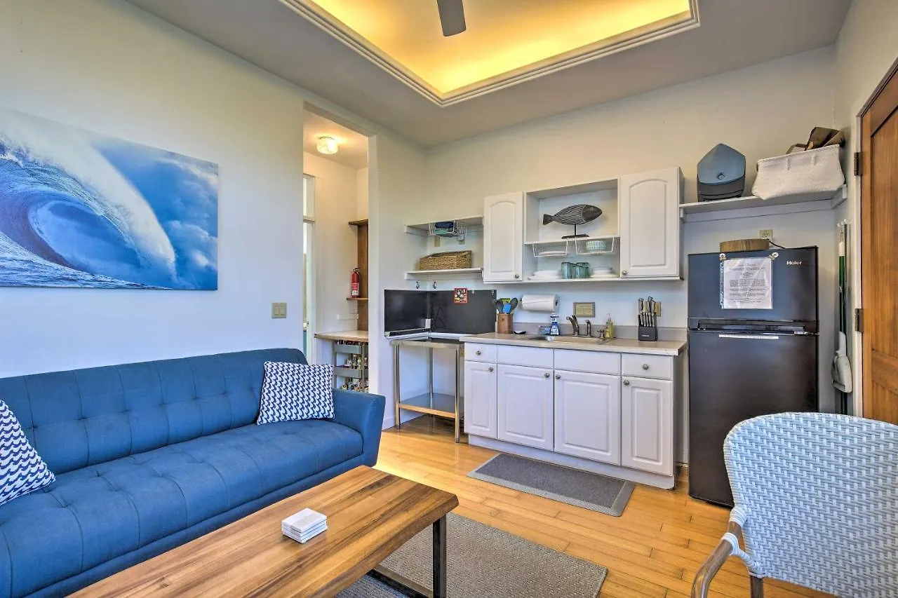 Holiday home Kailua-Kona Cottage Less Than 1 Mile To Magic Sands Beach!